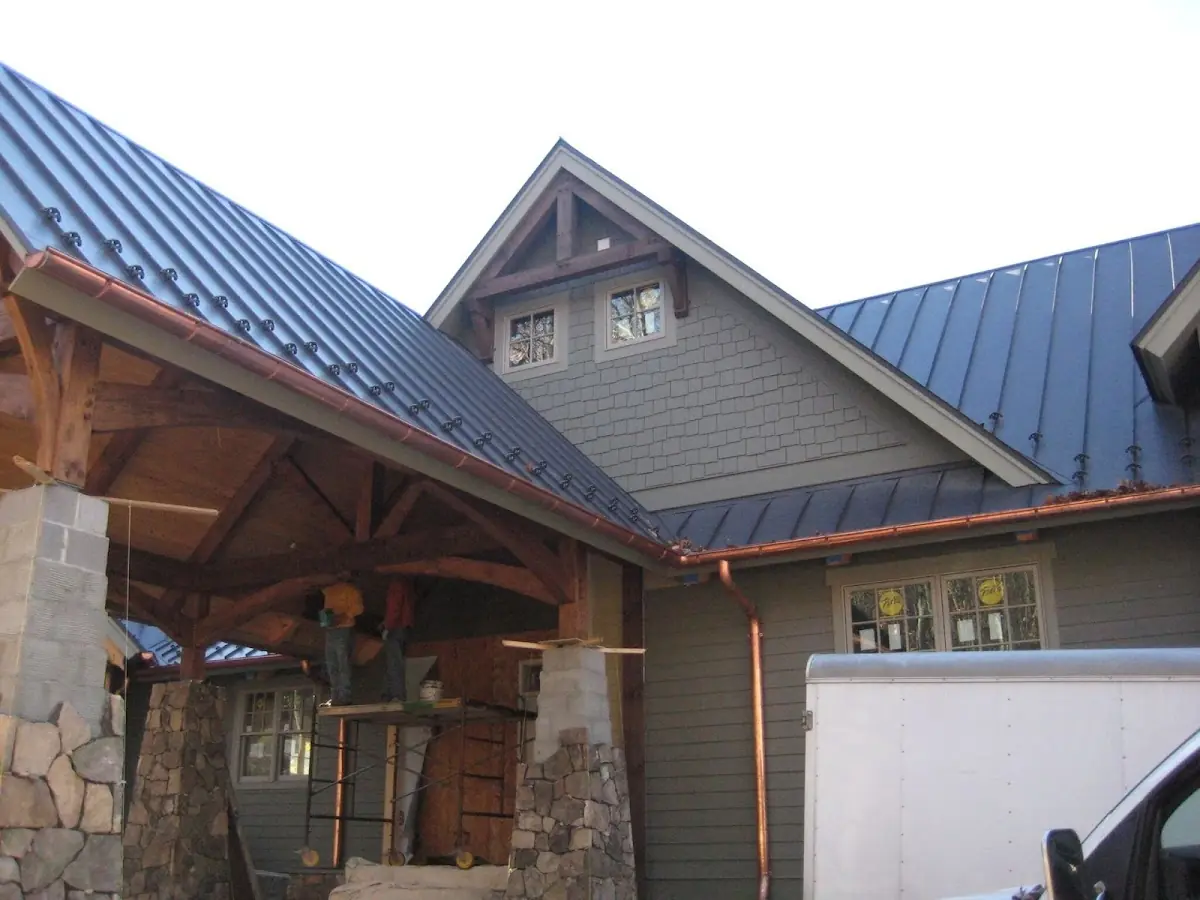 Craftsman Roofing team delivering quality roofing work in Weslaco